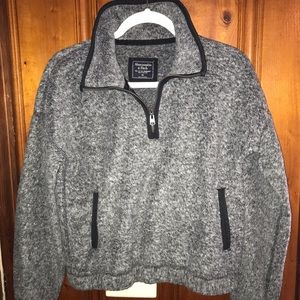 Women’s Abercrombie & Fitch Pullover